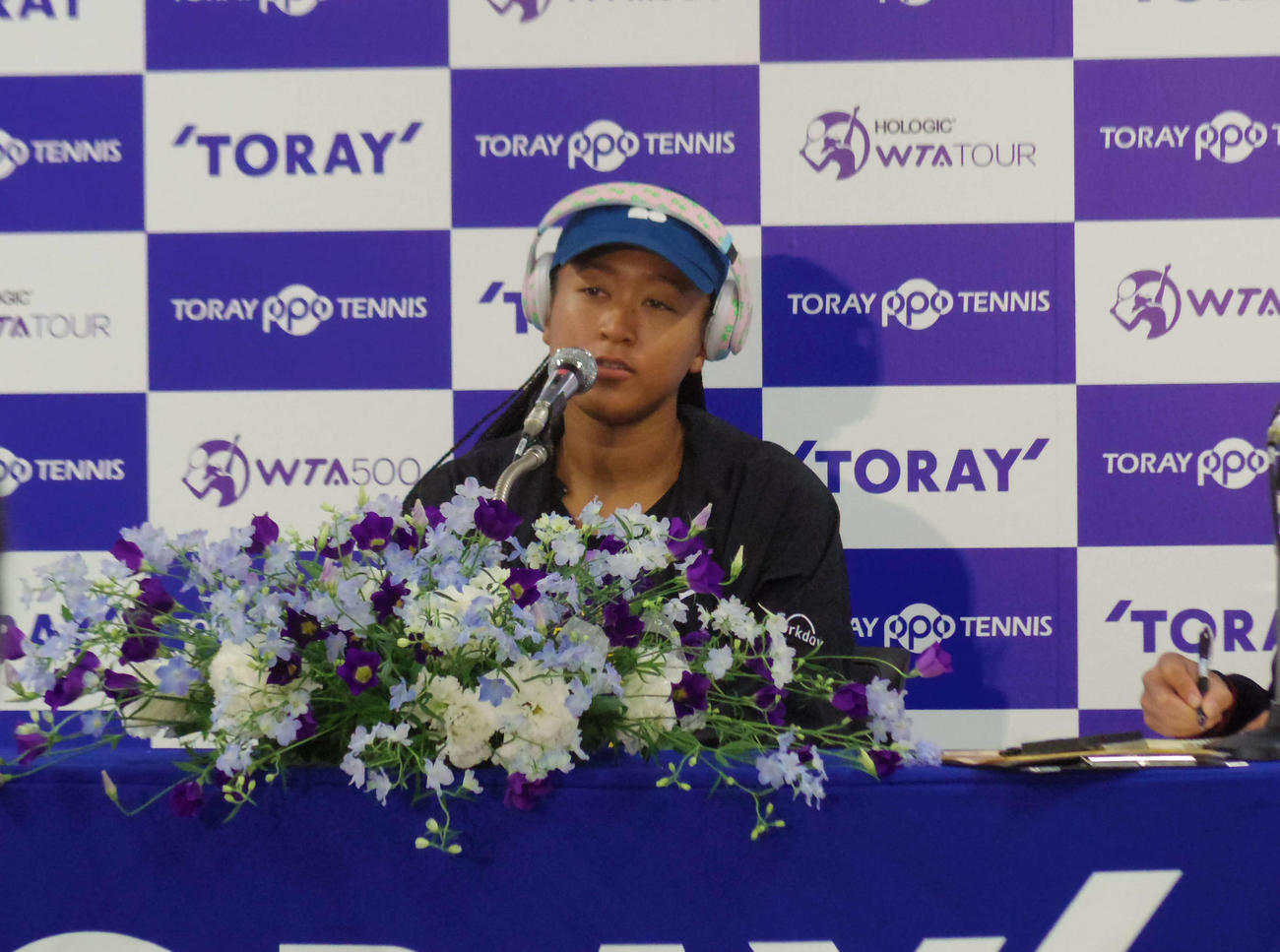 女子テニスの東レ・パンパシフィックオープン1回戦前日に会見に臨んだ大坂なおみ（2022年9月19日撮影）