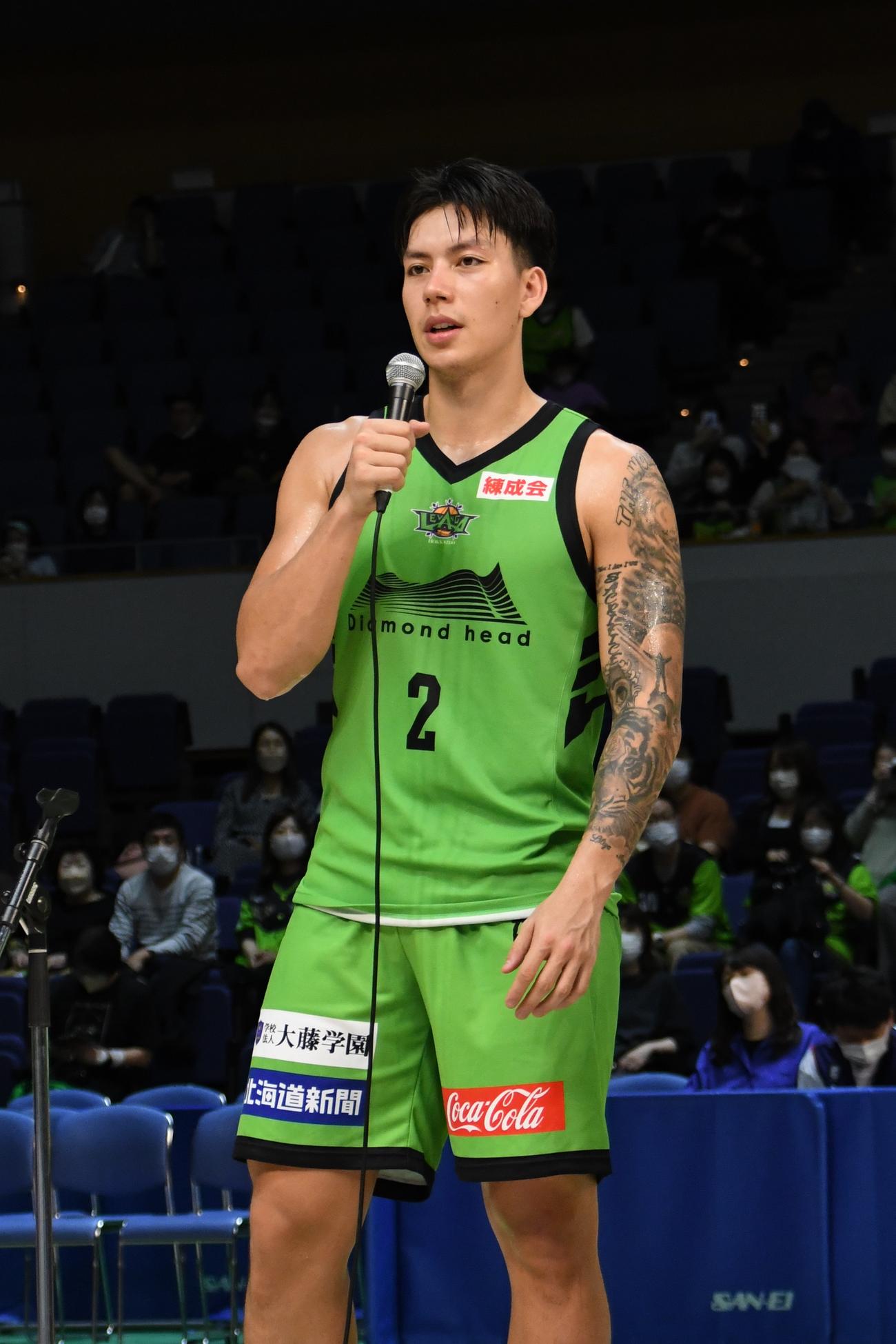 試合後のインタビューに応えるSGラモス（撮影・石井翔太）