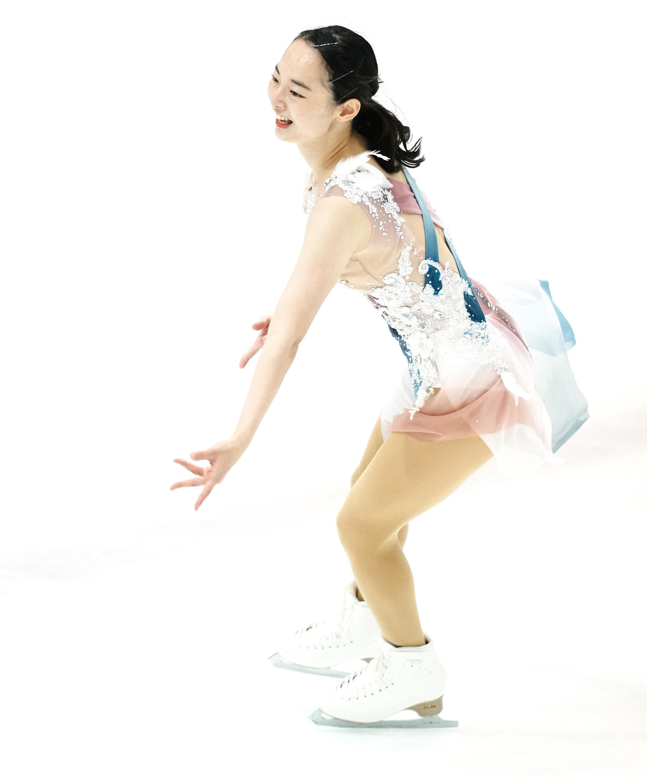 女子フリーの演技をする大庭（撮影・垰建太）