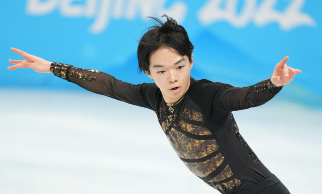 北京五輪男子フリー、演技する鍵山優真