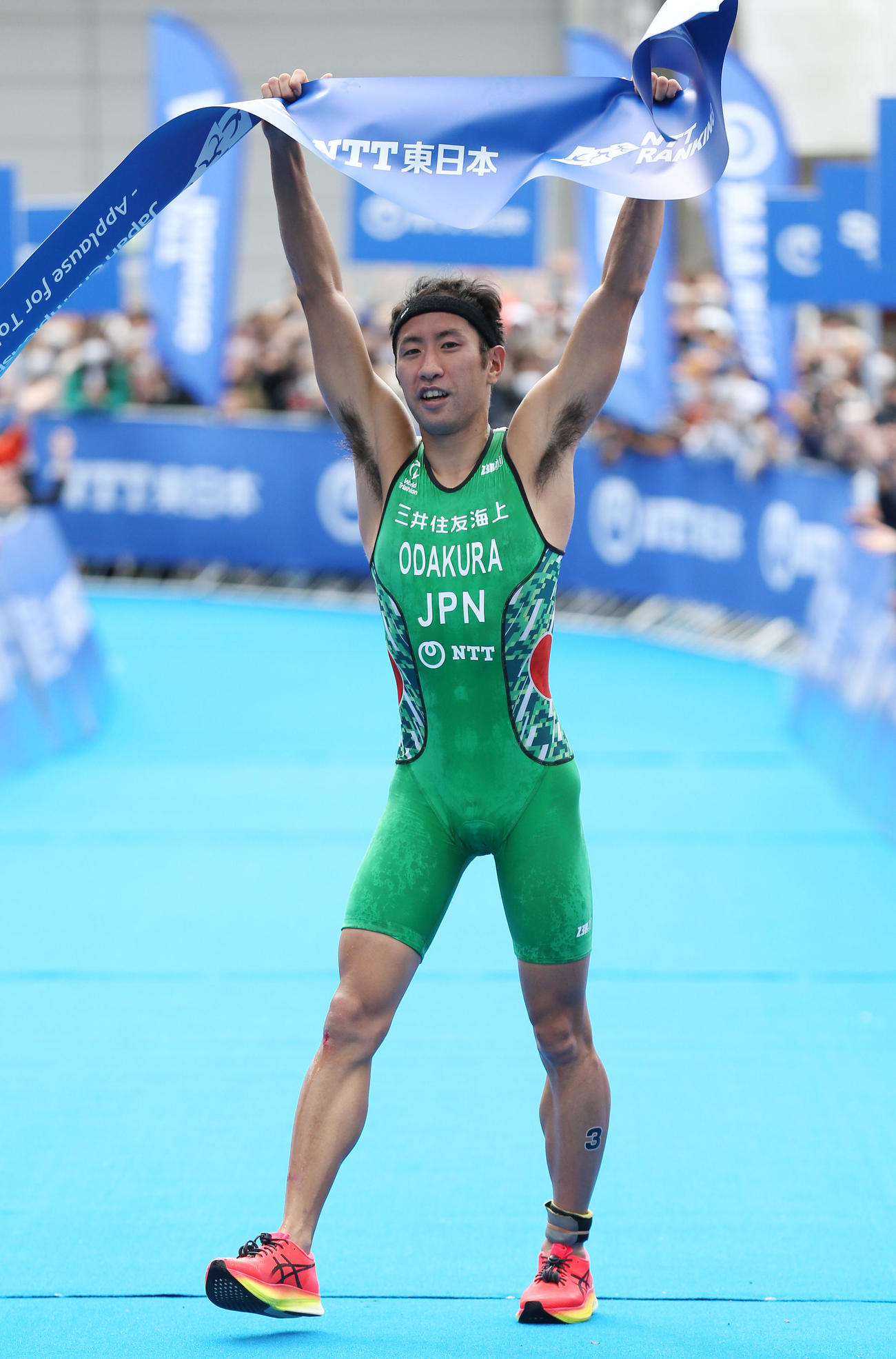 第28回日本トライアスロン選手権大会　優勝した小田倉真（撮影・宮地輝）