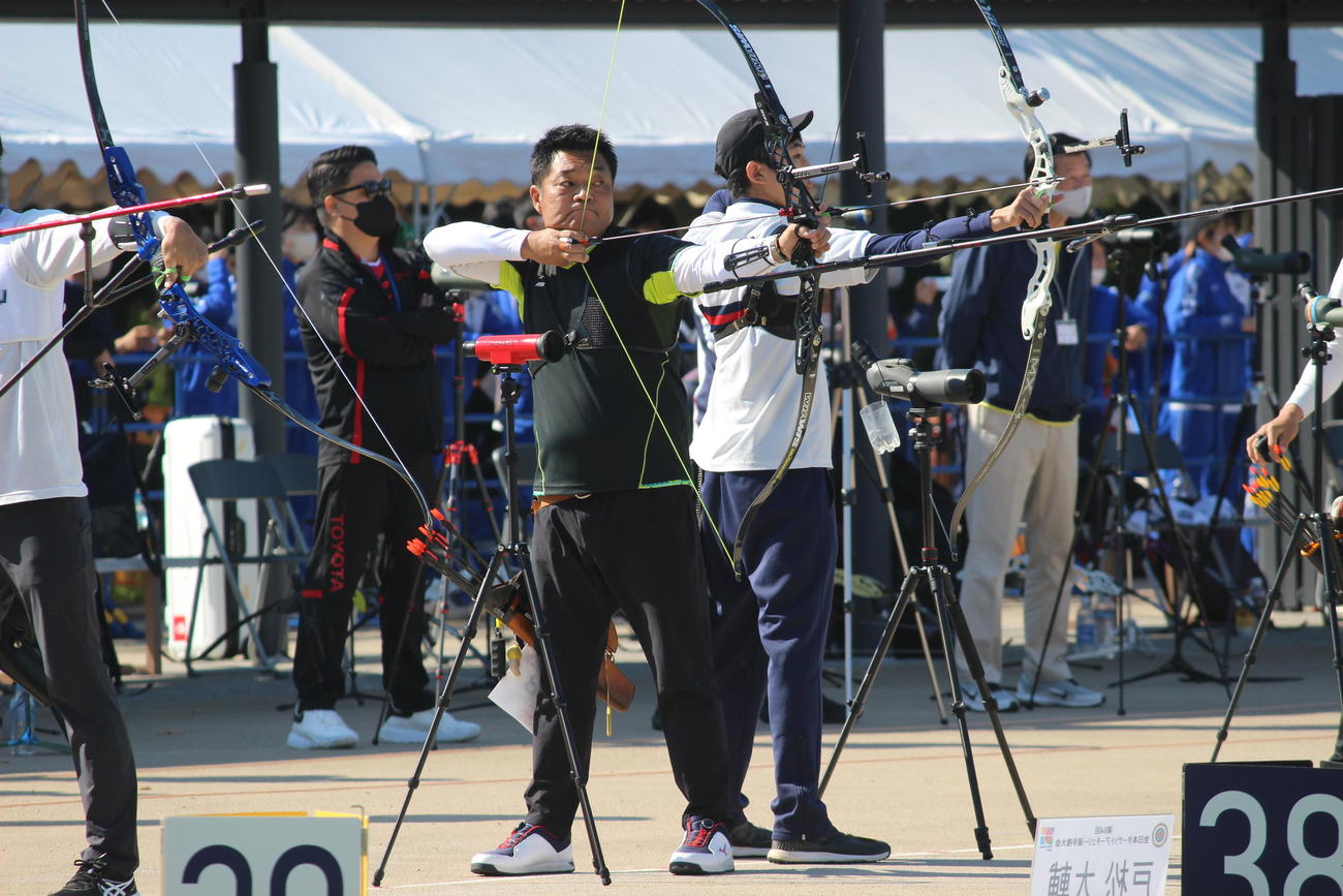 アーチェリー全日本選手権の決勝ラウンド2回戦で敗退した山本博（撮影・首藤正徳）