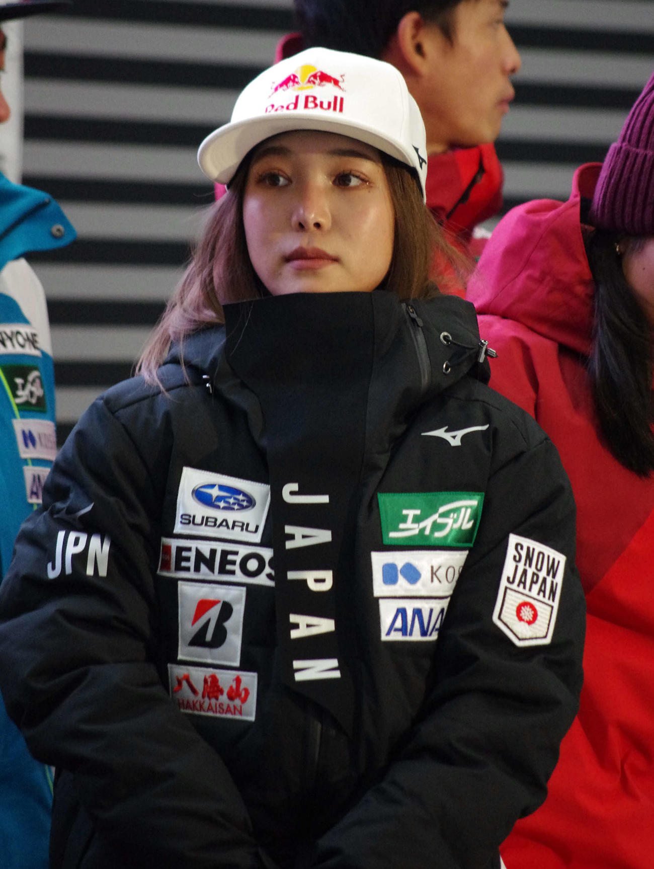 全日本スキー連盟主催の会見に臨んだジャンプ女子日本代表の高梨沙羅（撮影・奥岡幹浩）
