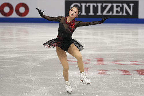 グランプリ（GP）シリーズ2戦スケートカナダ　女子SP　演技する渡辺倫果（USA TODAY＝ロイター）