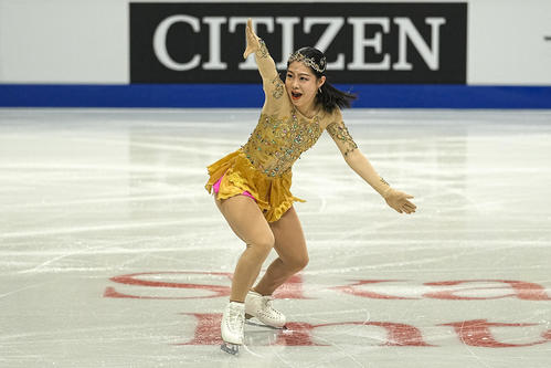 グランプリ（GP）シリーズ2戦スケートカナダ　女子SP　演技する横井ゆは菜（USA TODAY＝ロイター）