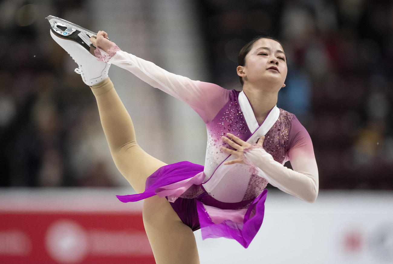 グランプリ（GP）シリーズ第2戦スケートカナダ　女子フリー　演技する渡辺倫果（AP）