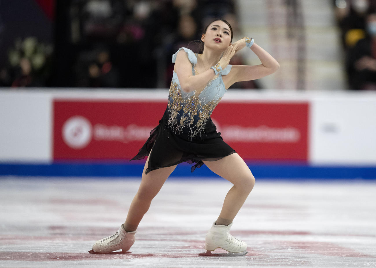 グランプリ（GP）シリーズ第2戦スケートカナダ　女子フリー　演技する紀平梨花（AP）
