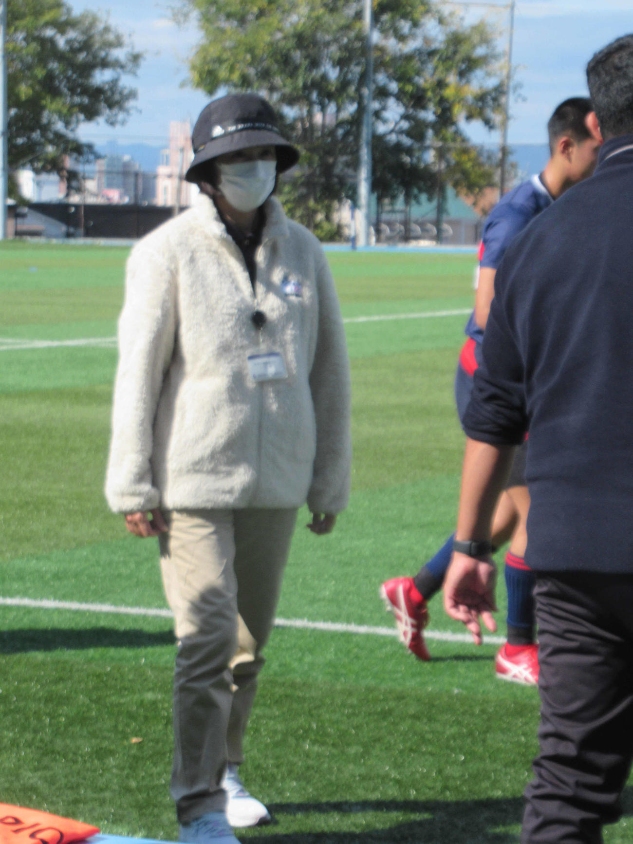 初めて指揮を執った常翔学園ラグビー部の女性監督、平池氏（撮影・実藤健一）