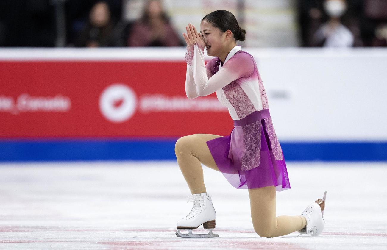 女子フリーの演技を終え、感極まる渡辺倫果（カナディアンプレス提供）（AP）