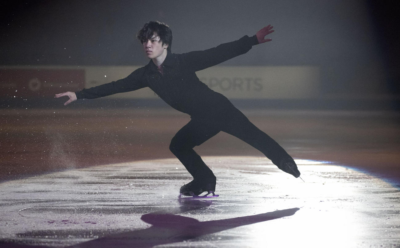 エキシビションで演技を披露する宇野昌磨（AP）