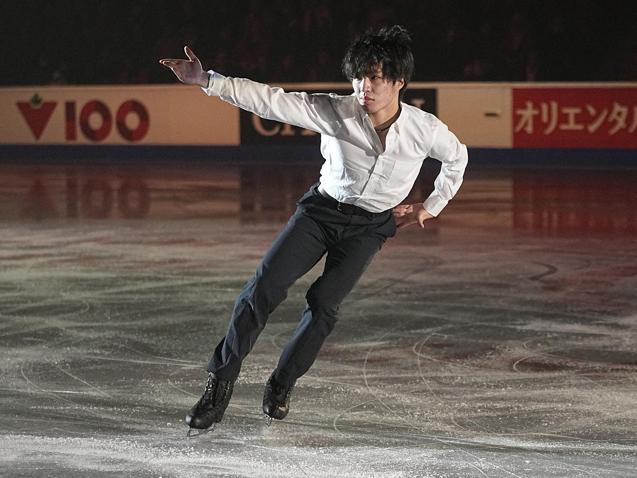 エキシビションで演技を披露する三浦佳生（USA TODAY Sports＝ロイター）
