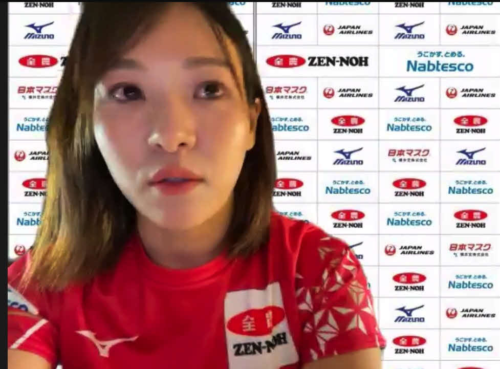 カルガリーからオンライン会見に臨んだカーリング女子日本代表ロコ・ソラーレのサード吉田知