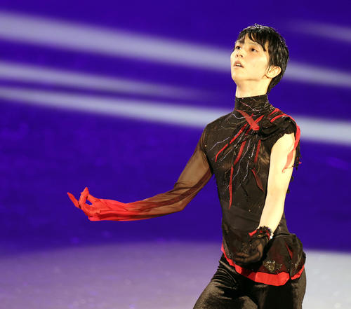 「CHANGE」を演技する羽生結弦さん（撮影・狩俣裕三）