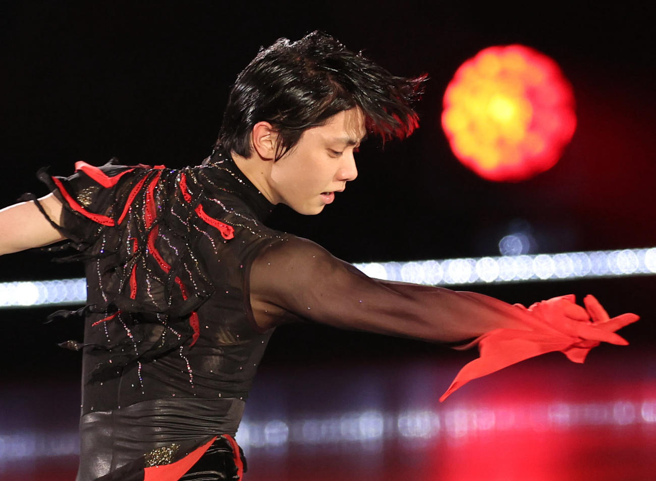 「CHANGE」を演技する羽生結弦さん（撮影・狩俣裕三）