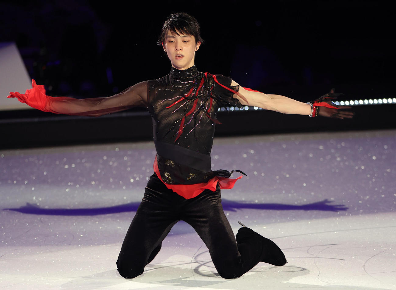 「CHANGE」を演技する羽生結弦さん（撮影・狩俣裕三）