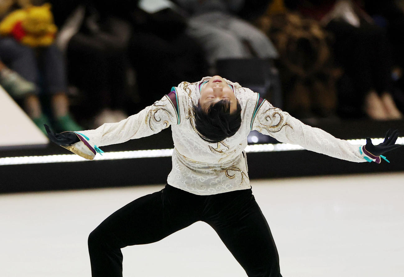 「SEIMEI」を演技する羽生結弦さん（撮影・狩俣裕三）