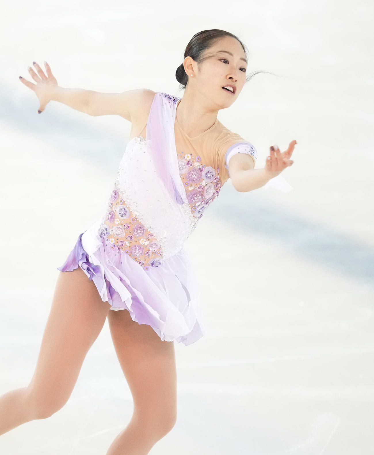 女子フリー　華麗に演技する佐藤（撮影・鈴木みどり）