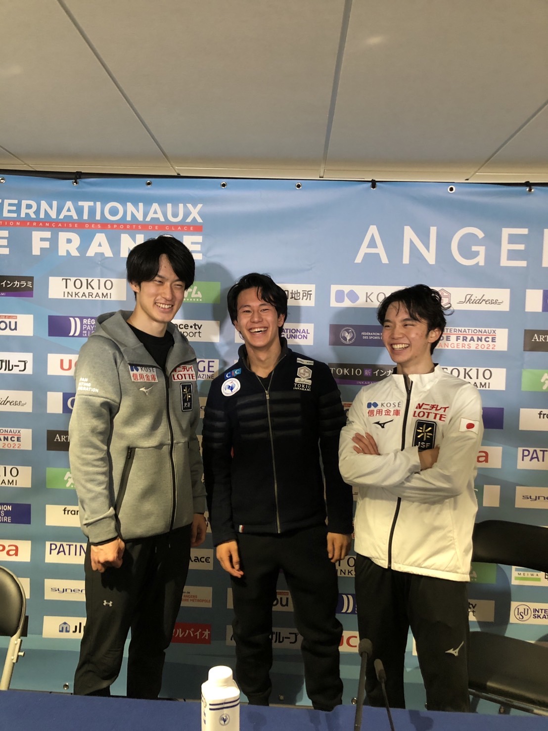 GP第3戦フランス杯男子優勝のアダム・シャオイムファ（中央）、2位の山本（左）、3位の友野