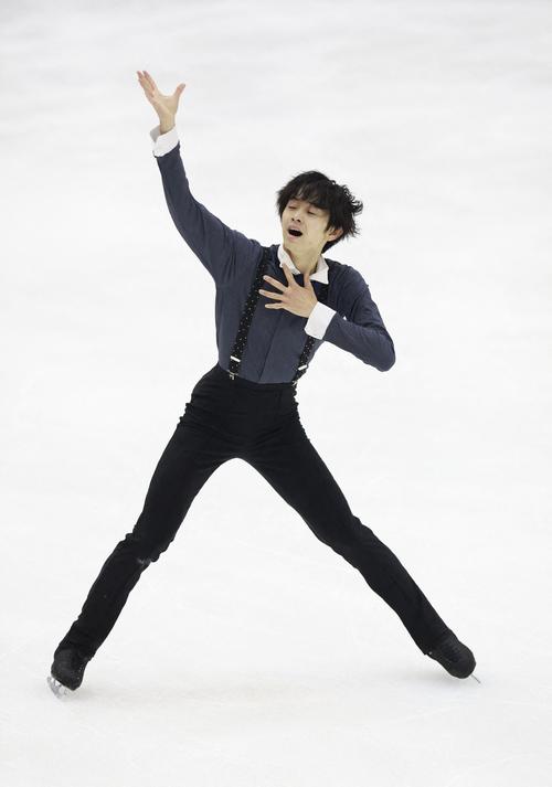 グランプリ(GP)シリーズ第4戦イギリス(英国)大会 男子フリー 演技する島田高志郎(ロイター)