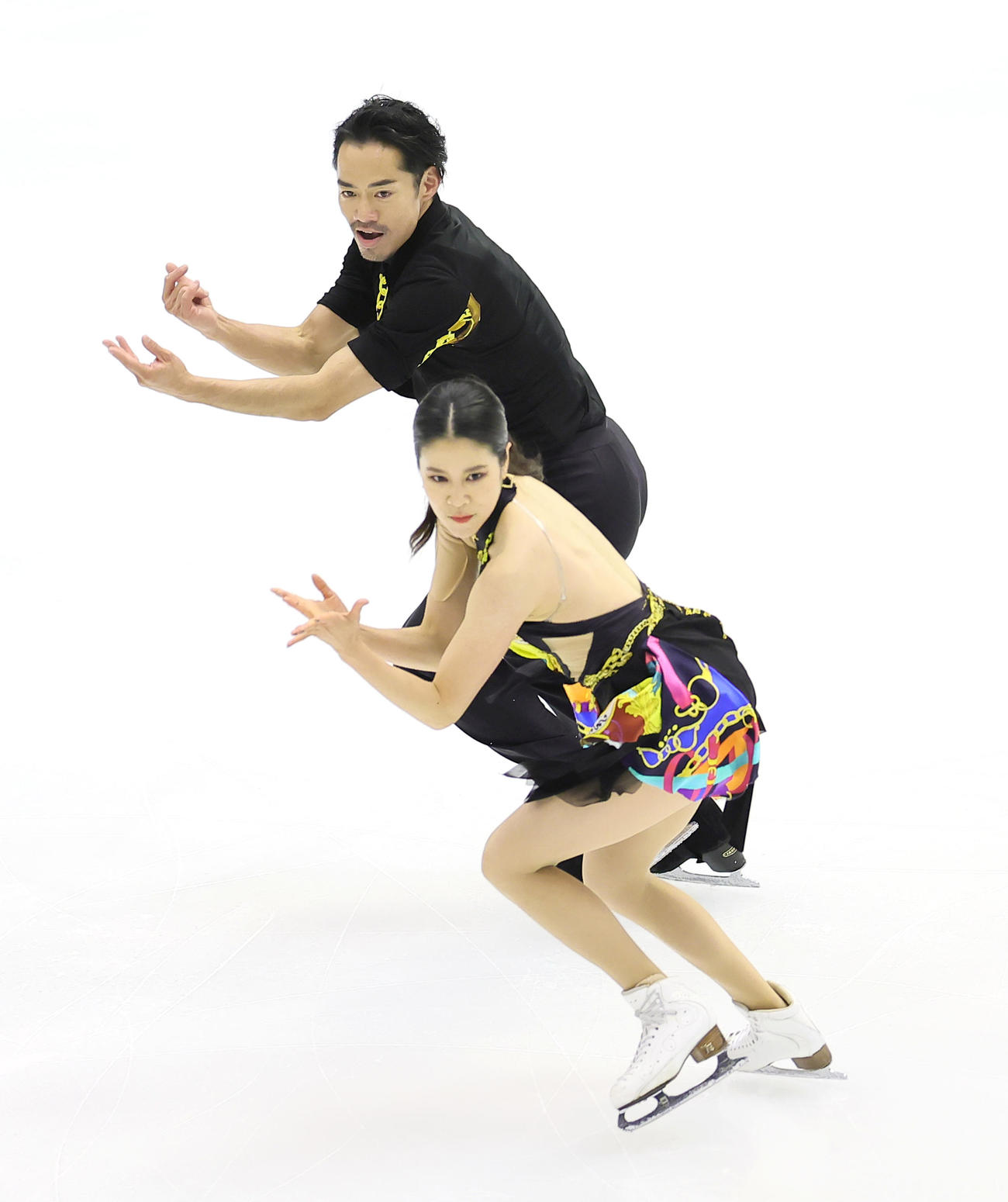 当日練習に臨む村元（手前）、高橋組（撮影・足立雅史）