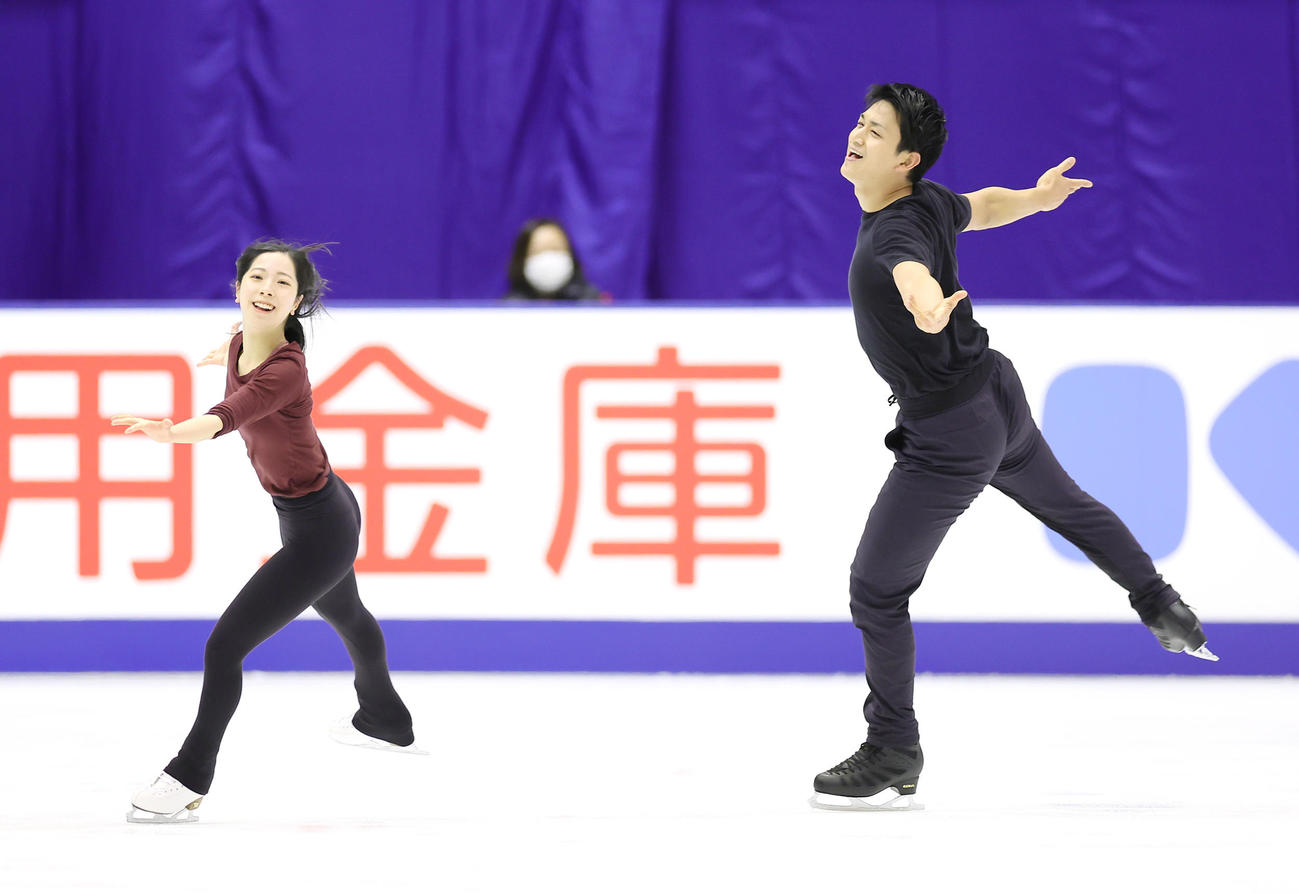 当日練習に臨む三浦（左）、木原組（撮影・足立雅史）