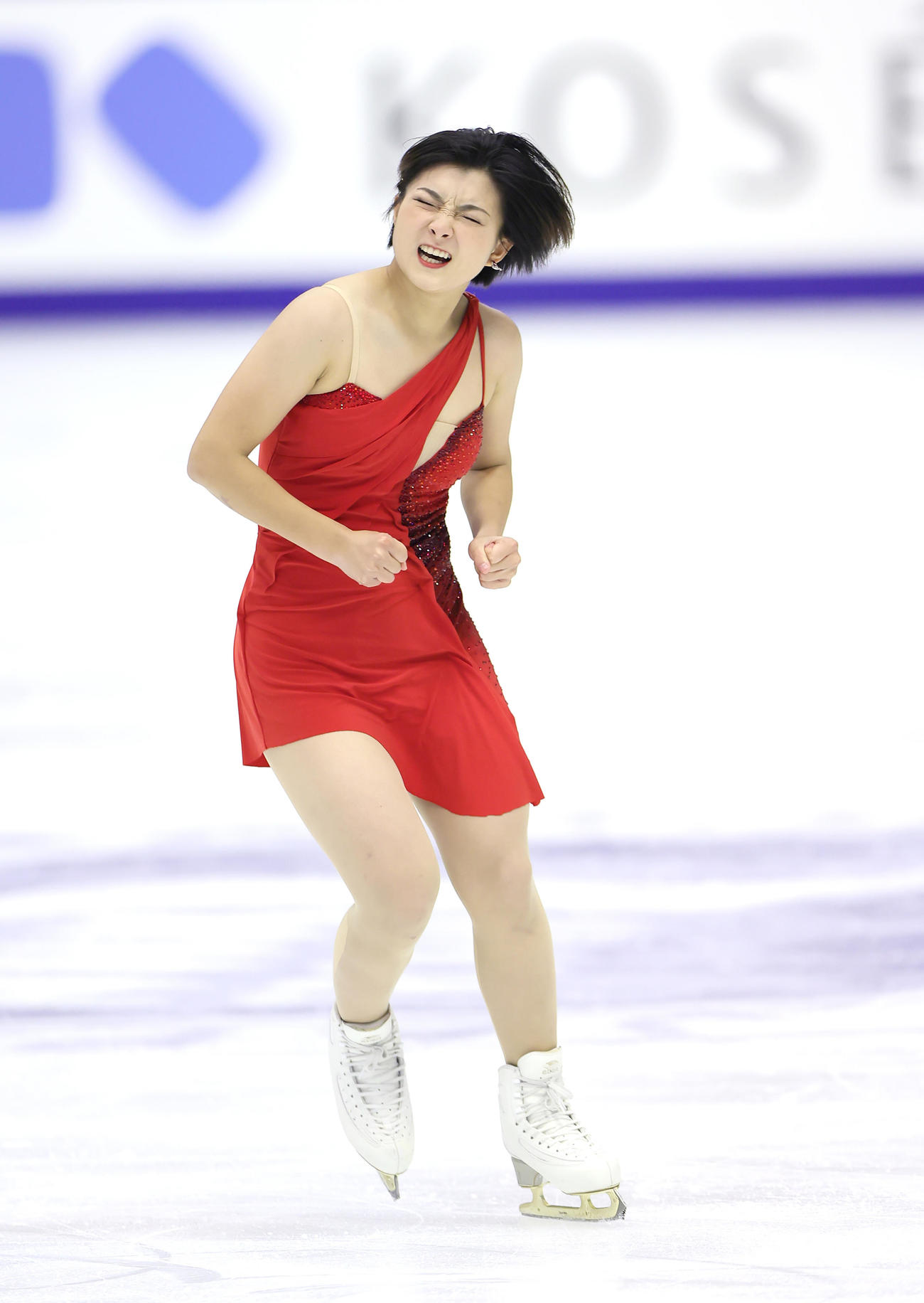 女子FSの演技を終え、悔しがる坂本（撮影・足立雅史）