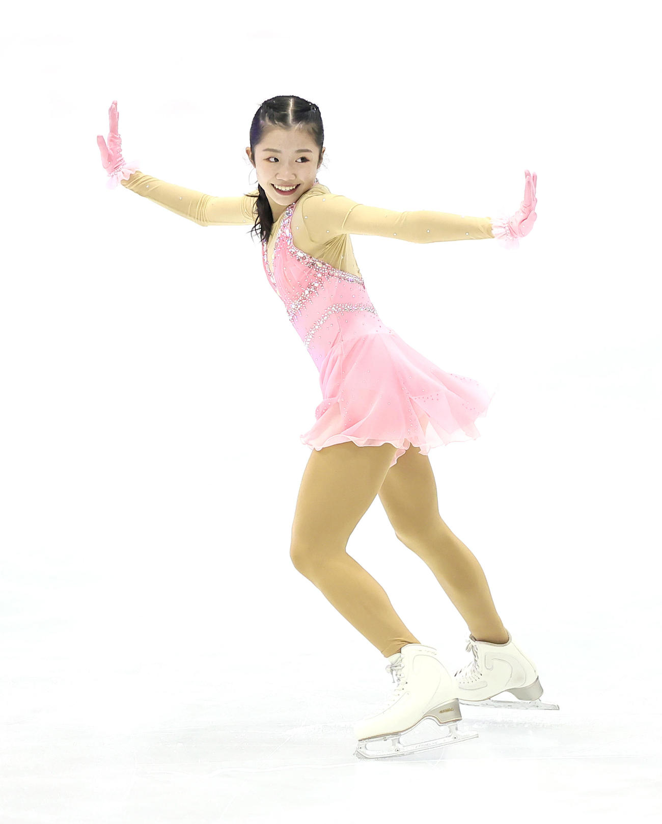 ジュニア女子SPで演技する中井（撮影・足立雅史）