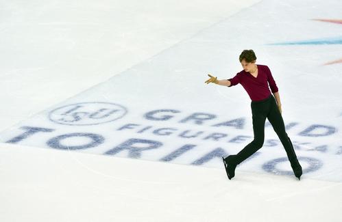 グランプリ（GP）ファイナル　男子SP　演技するイリア・マリニン（ロイター）