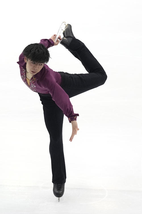 グランプリ（GP）ファイナル　男子SP　演技する佐藤駿（AP）
