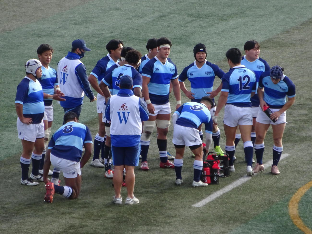 関西大学ラグビーリーグ入れ替え戦で、大体大を破り、Aリーグ残留を決めた摂南大（撮影・加藤裕一）