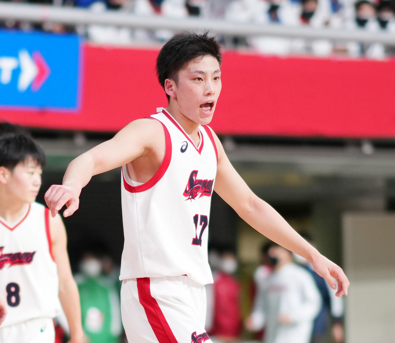 白樺学園対美濃加茂　第4Q、声を出す白樺学園・山田（撮影・菅敏）