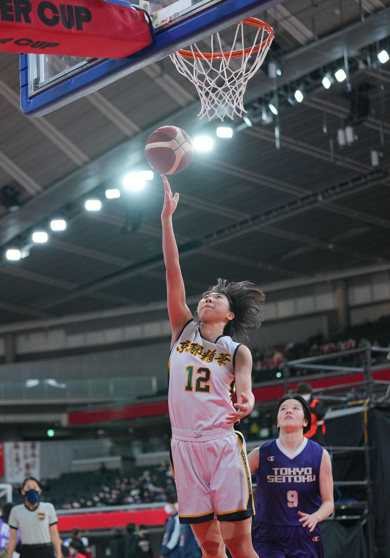 京都精華対東京成徳大高　シュートを放つ京都精華・八木（撮影・垰建太）