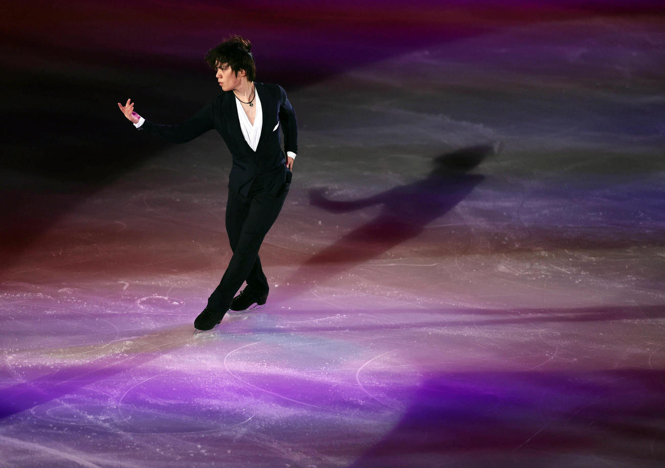 「オールジャパンメダリスト・オン・アイス2022」で演技する宇野（撮影・前田充）