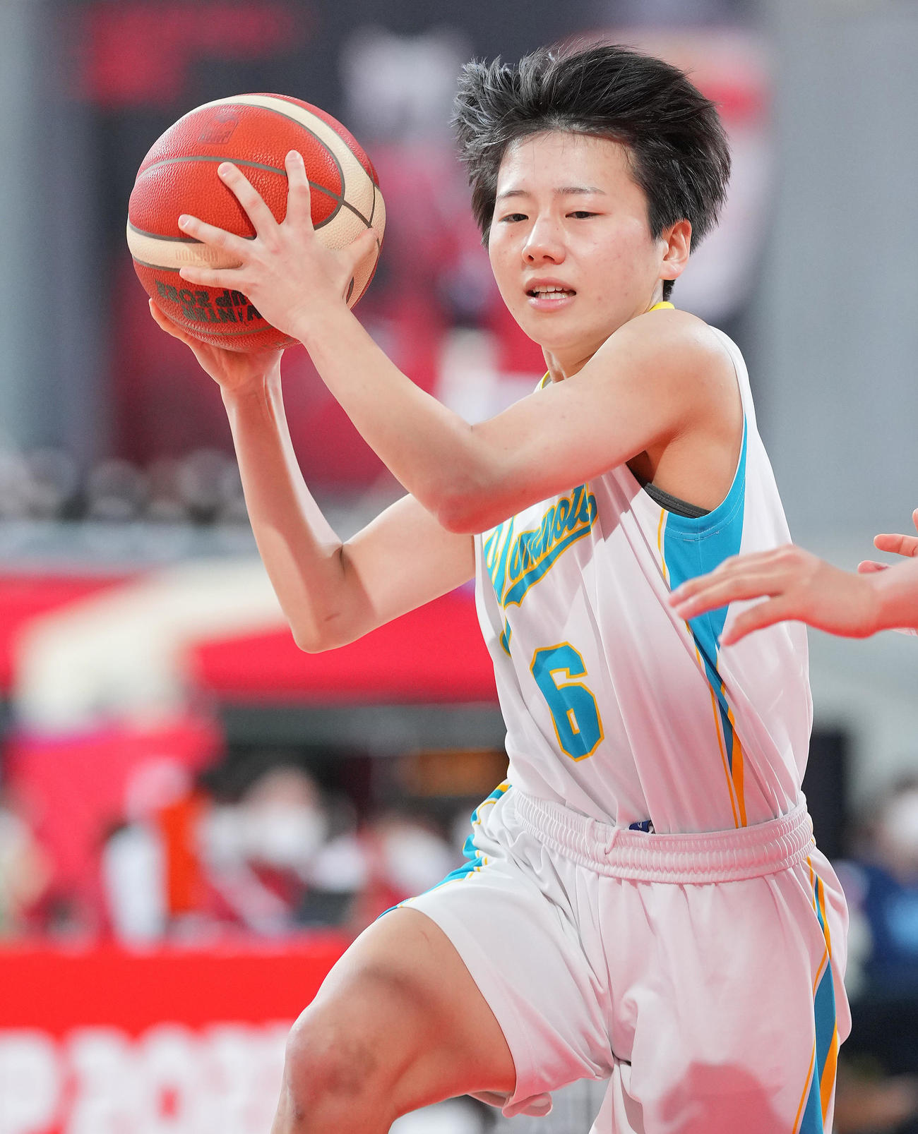 札幌山の手対千葉経大付　第4Q、ゴール前に切り込む札幌山の手・野原（撮影・垰建太）