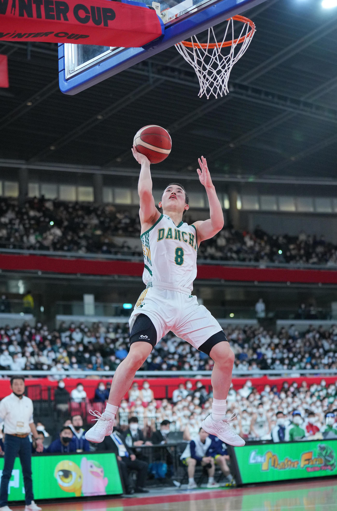 福岡第一対帝京長岡　第1Q、シュートを決める福岡第一・轟（撮影・垰建太）