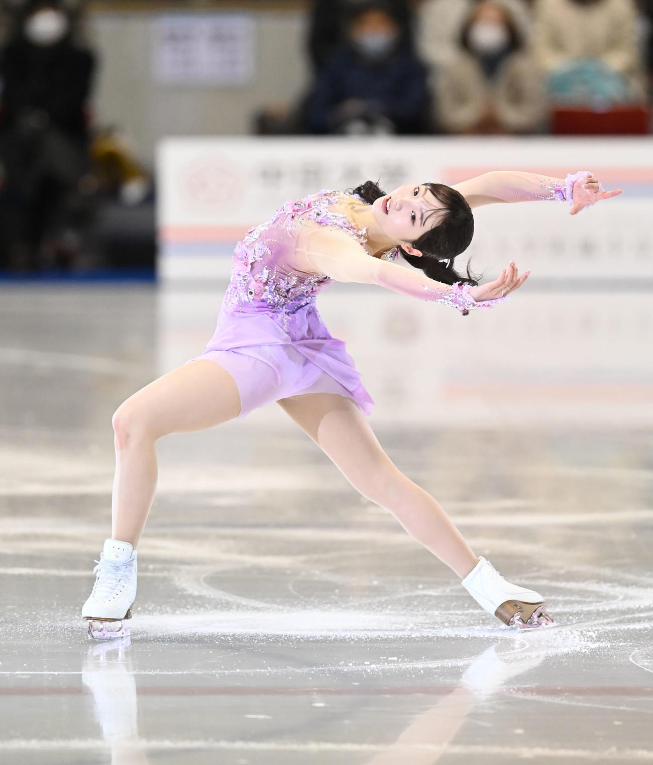 華麗な演技を披露する本田真凜（撮影・森本幸一）