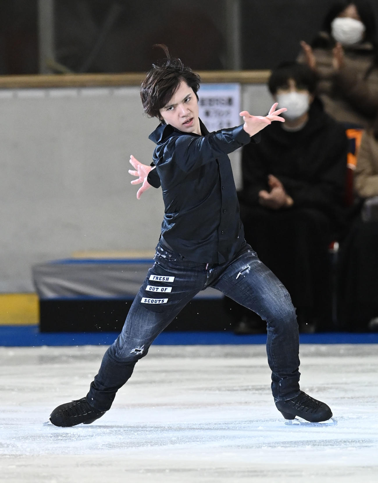 華麗な演技を披露する宇野昌磨（撮影・森本幸一）