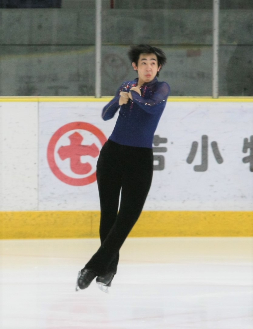 フリーで力強い演技を披露する壷井（撮影・藤塚大輔）