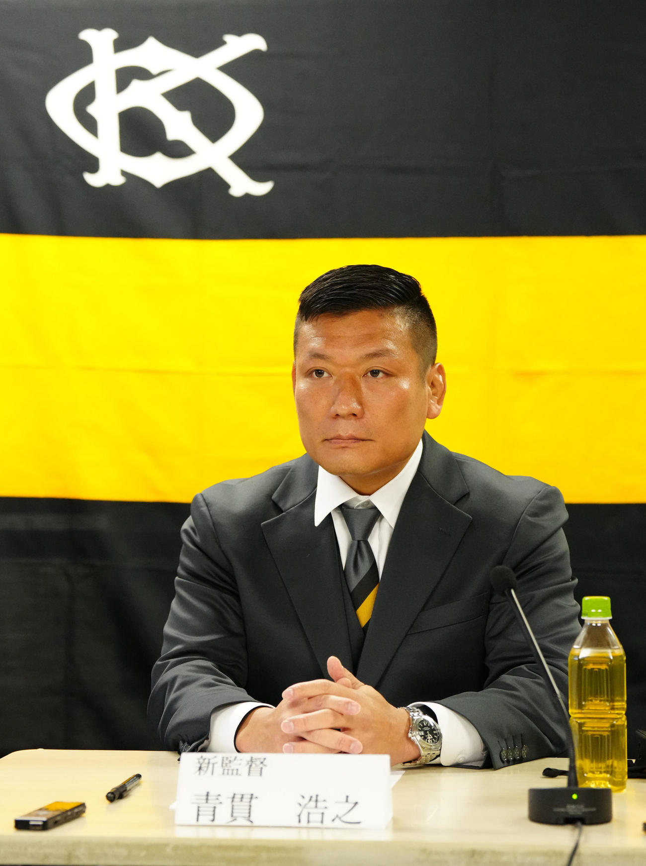 慶大ラグビー部新監督に就任した青貫氏（撮影・江口和貴）