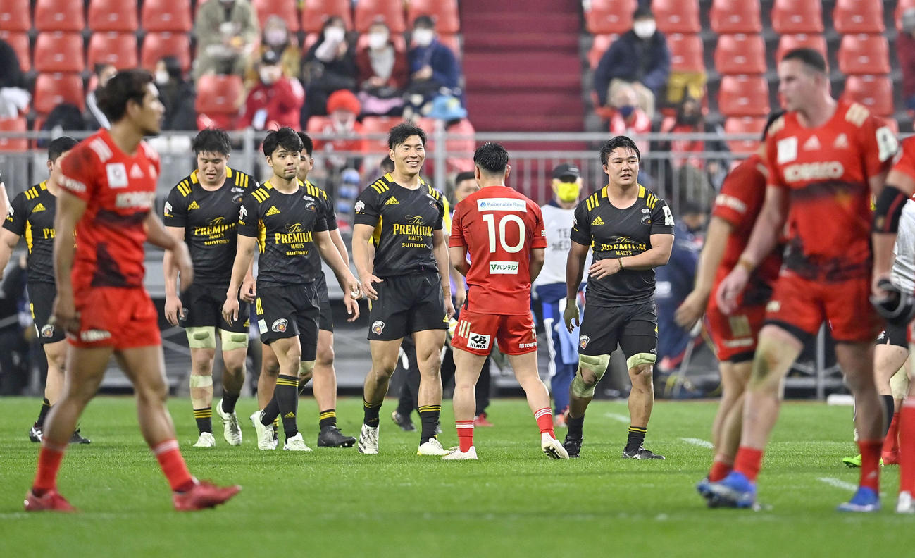 神戸に勝利した東京SGフィフティーン（共同）