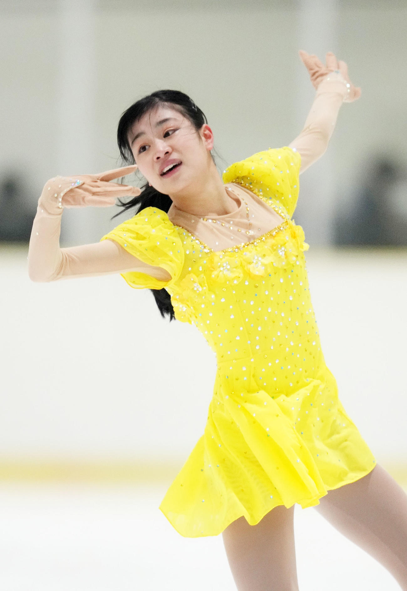 女子SPで演技する岩崎（撮影・横山健太）