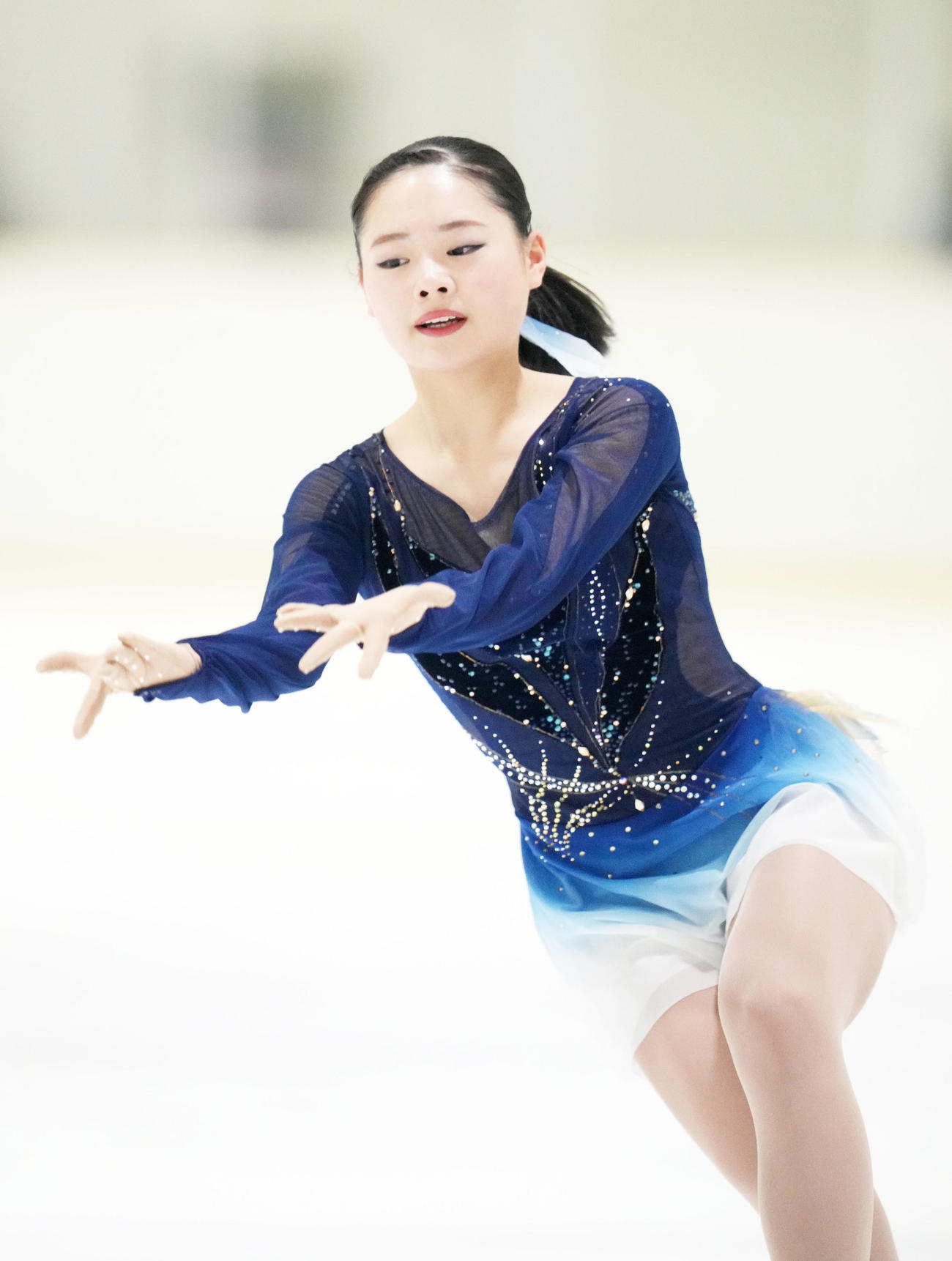 女子SPで演技する奥野（撮影・横山健太）