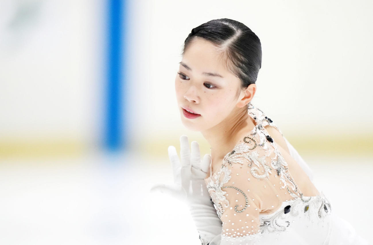 女子フリーで演技する吉田（撮影・横山健太）