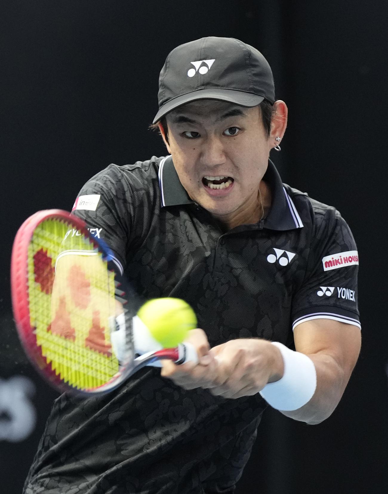 男子シングルス2回戦を突破した西岡良仁（共同）