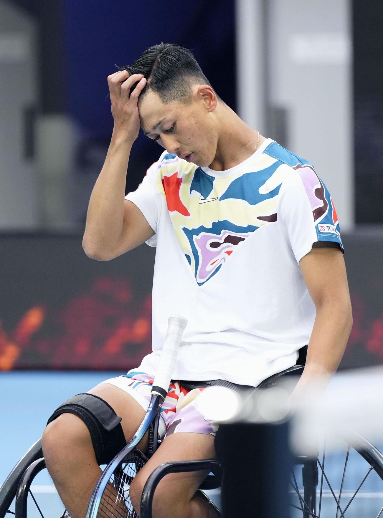 車いすの部男子シングルス決勝で敗れた小田凱人（共同）