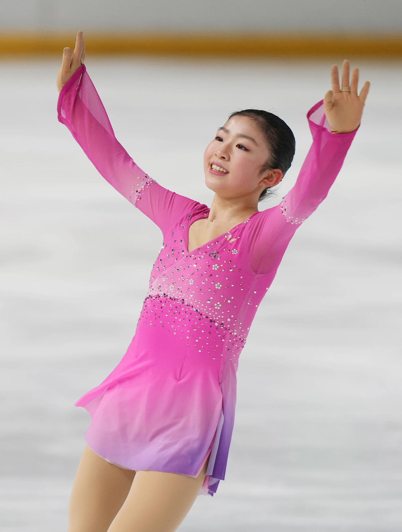 少年女子フリーで演技後、笑顔を見せる優勝した千葉（宮城）（撮影・狩俣裕三）