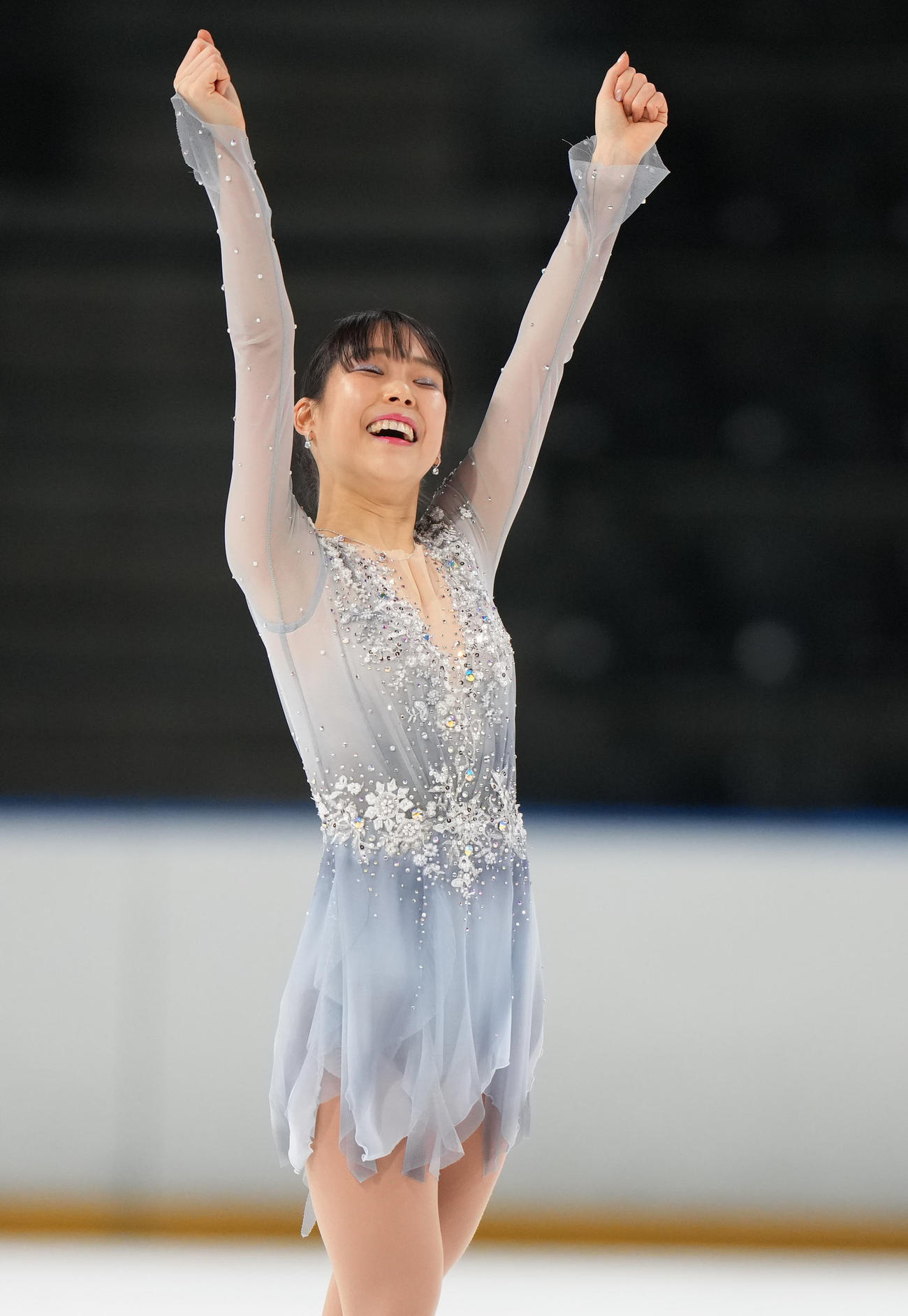 成年女子SPの演技後、ガッツポーズを決める三原（兵庫）（撮影・狩俣裕三）