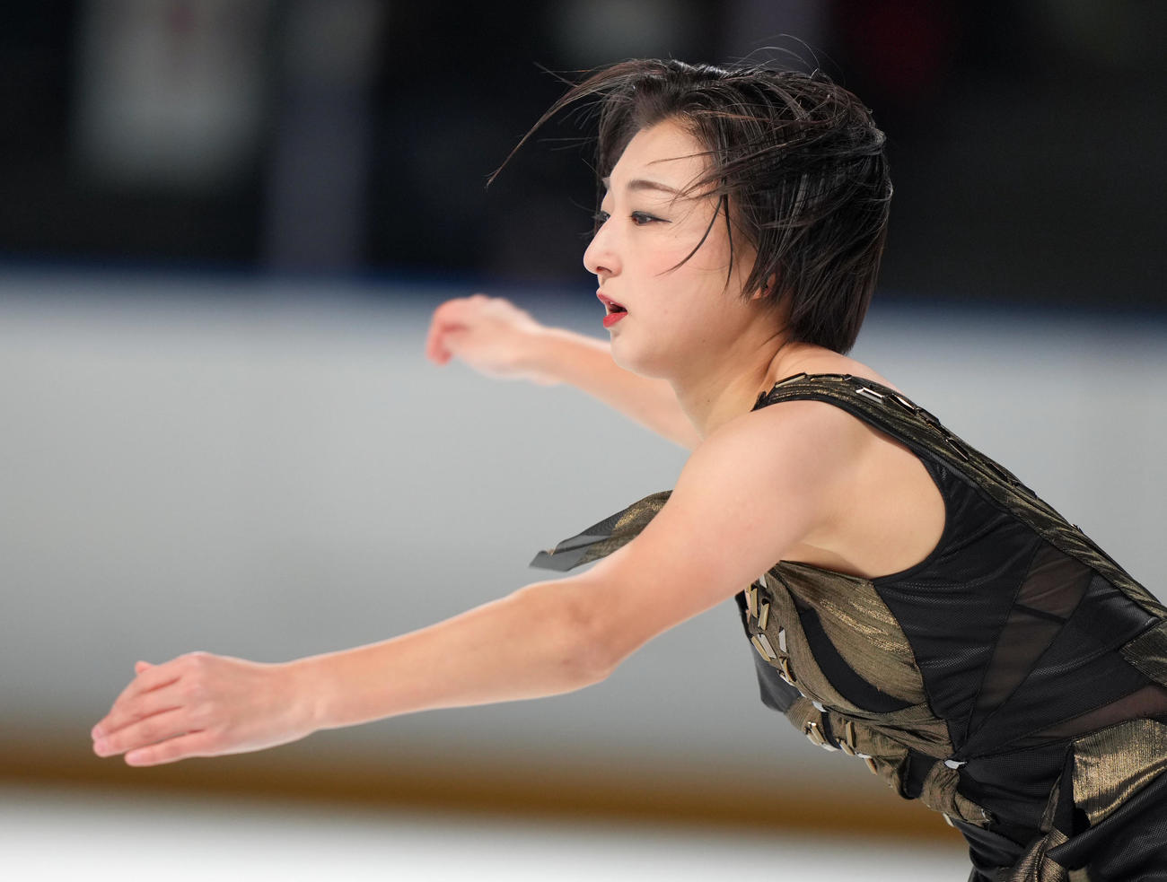 成年女子SPで演技を見せる坂本（兵庫）（撮影・狩俣裕三）