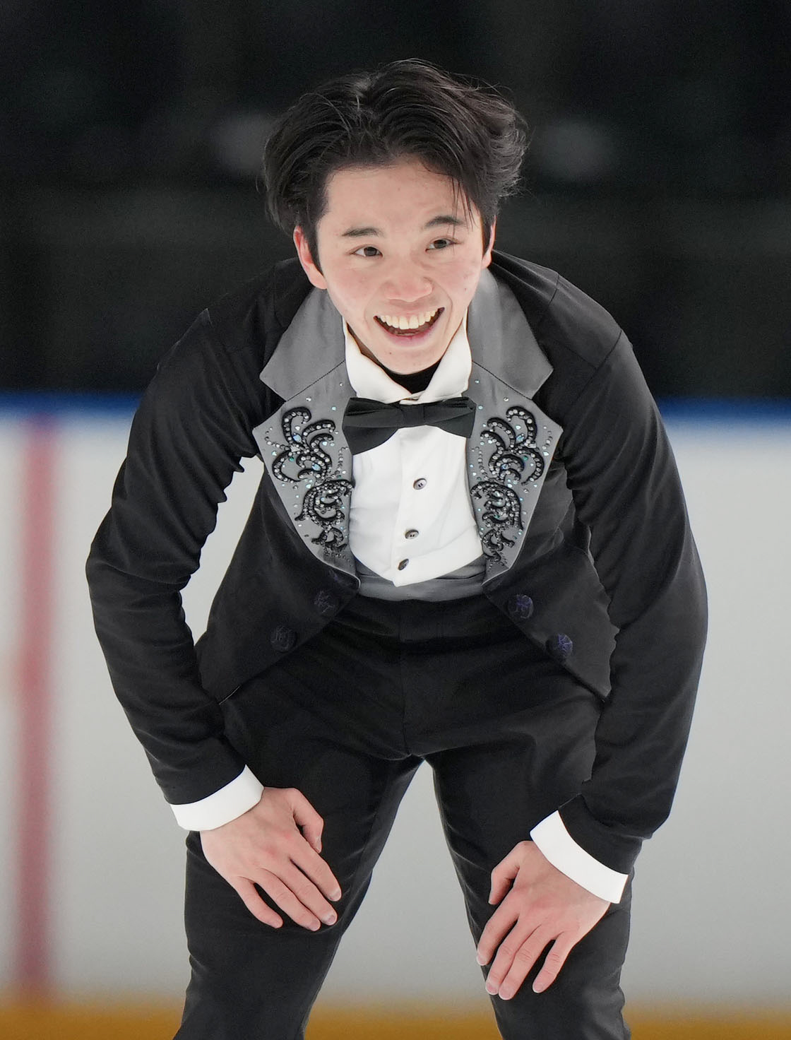 成年男子フリーの演技後、苦笑いする友野（大阪）（撮影・狩俣裕三）