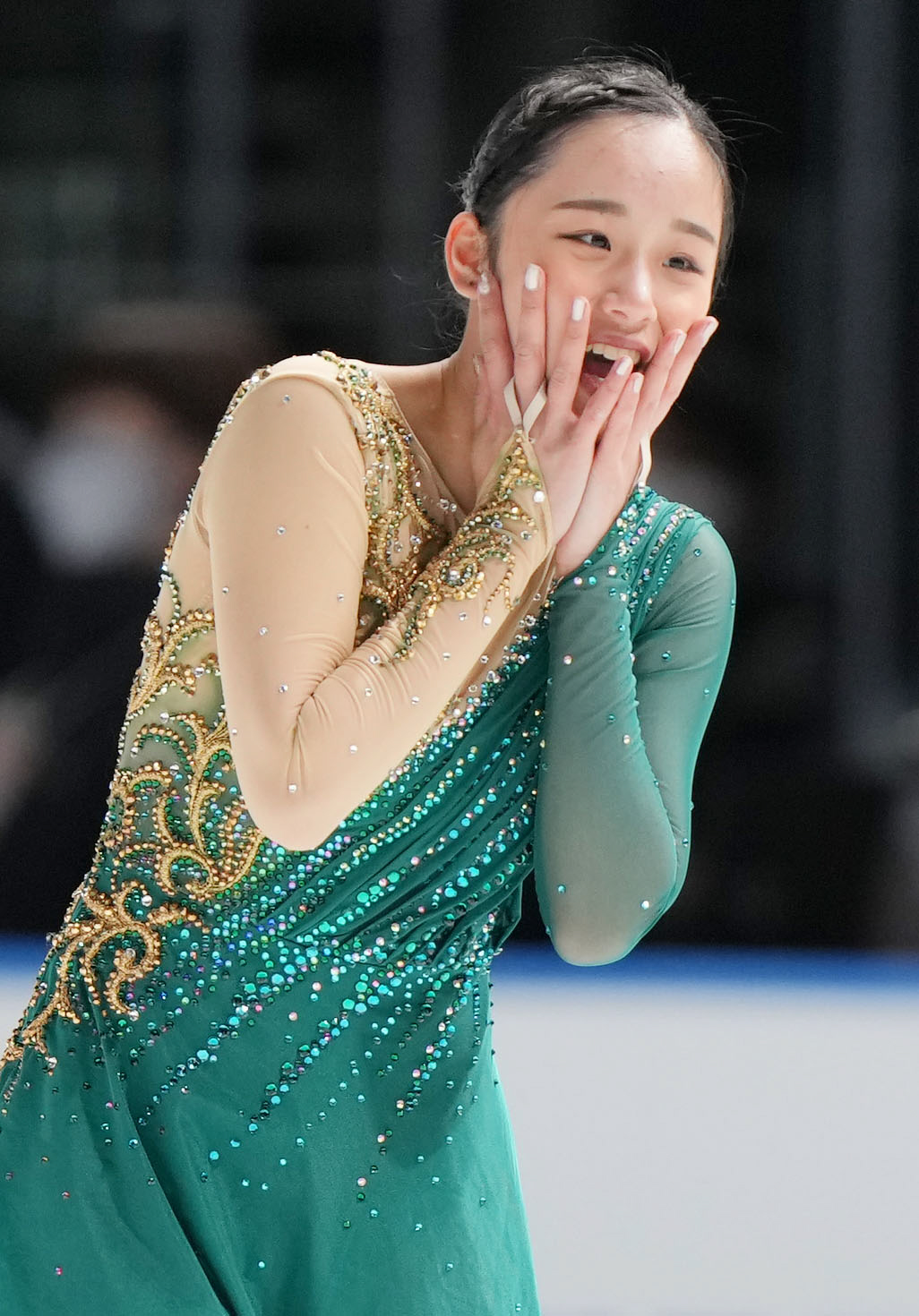 成年女子フリーの演技後、笑顔を見せる山下（愛知）（撮影・狩俣裕三）